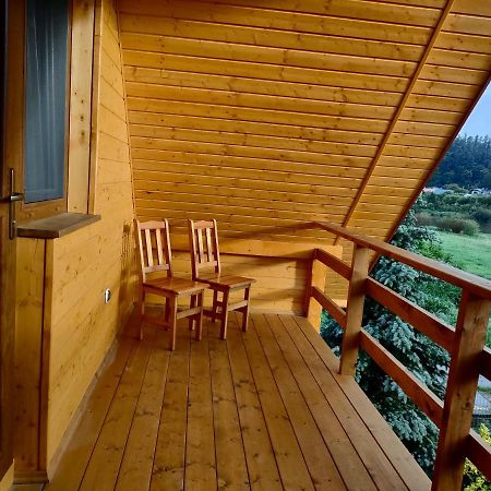 Domki I Pokoje U Borsa Lesko Exterior photo